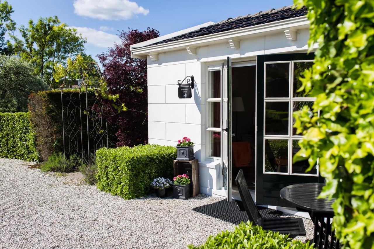 B&B Wilhelmina'S Cottage Ridderkerk Exterior photo